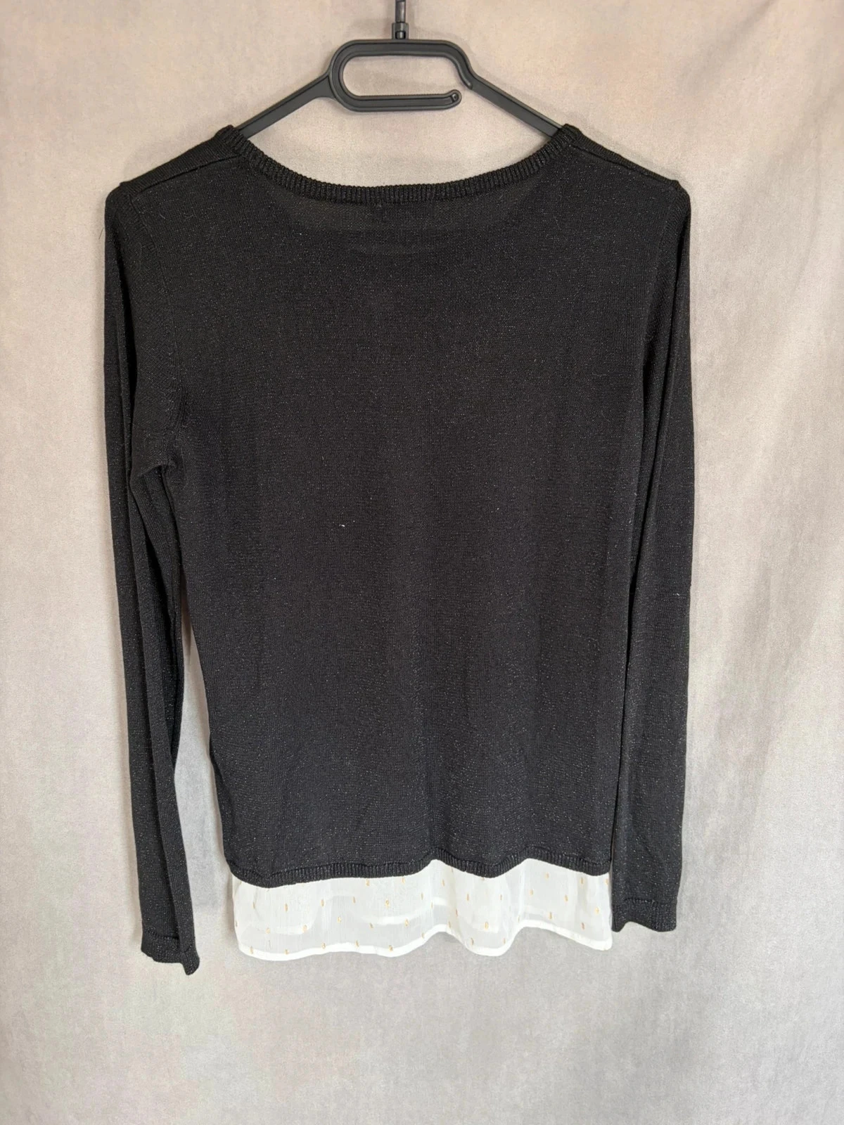 Lindo suéter negro con lentejuelas – photo 4